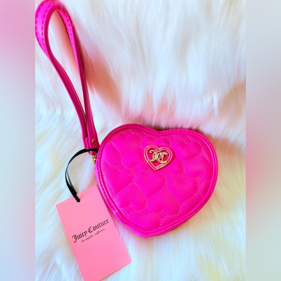 🩷🩷JUICY COUTURE QUILTED HEART SHAPE COIN PURSE🩷🩷 - Picture 4 of 6